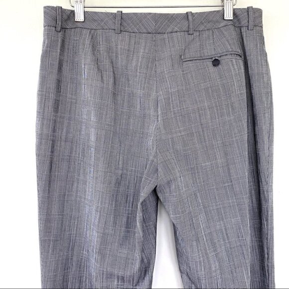 Calvin Klein plaid trousers, modern fit, medium rise, plaid stretch fabric - Picture 2 of 13